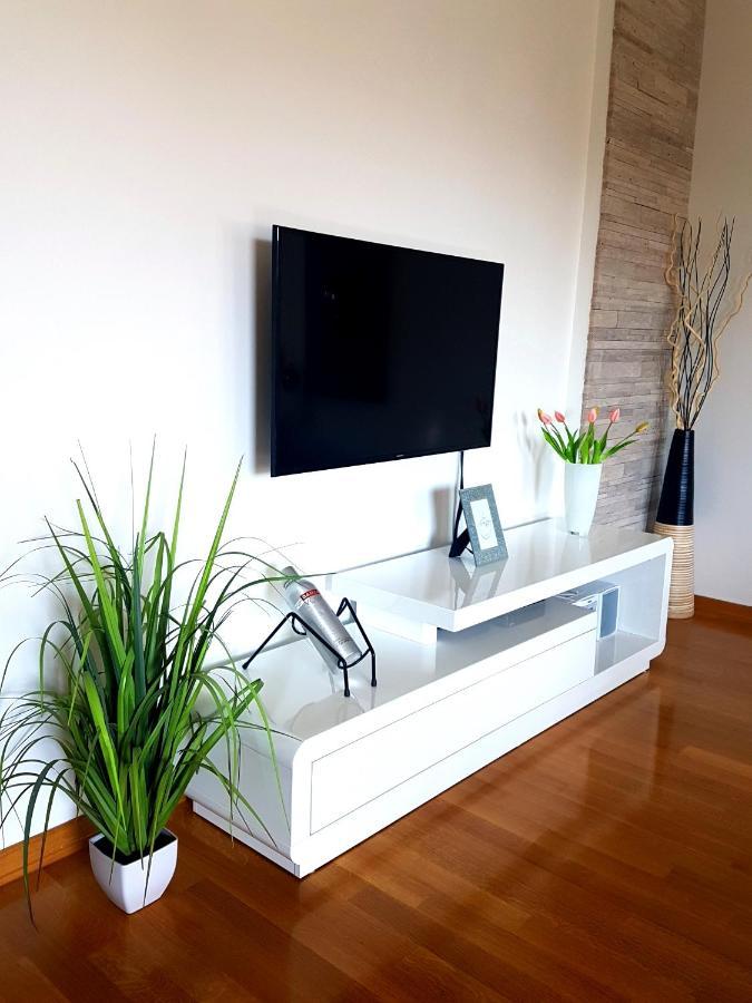 Apartment Rio Podstrana Luaran gambar