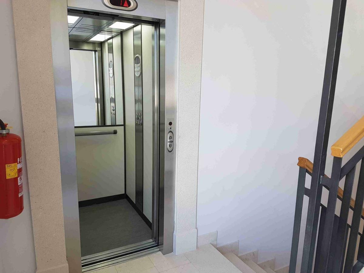 Apartment Rio Podstrana Luaran gambar