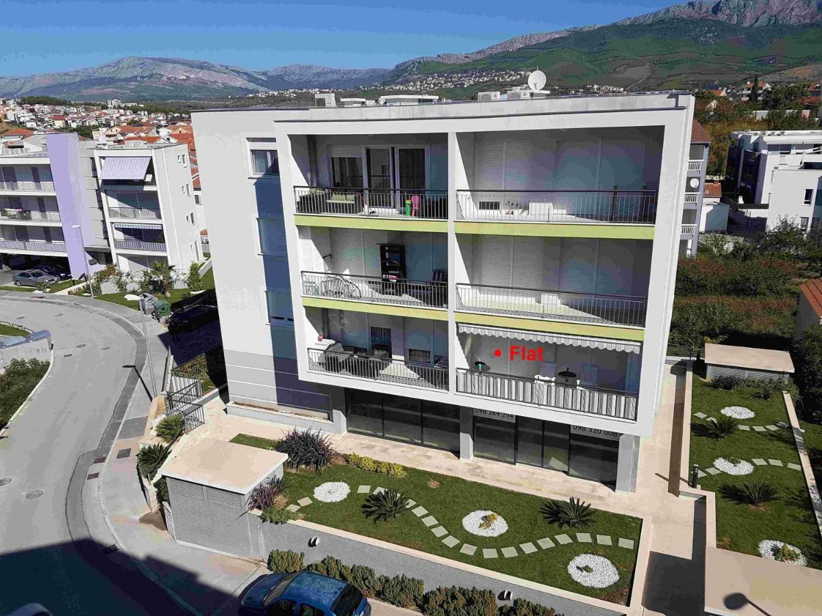 Apartment Rio Podstrana Luaran gambar