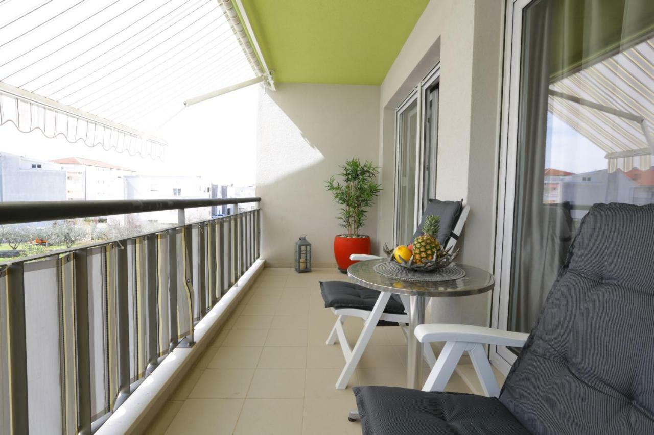 Apartment Rio Podstrana Luaran gambar